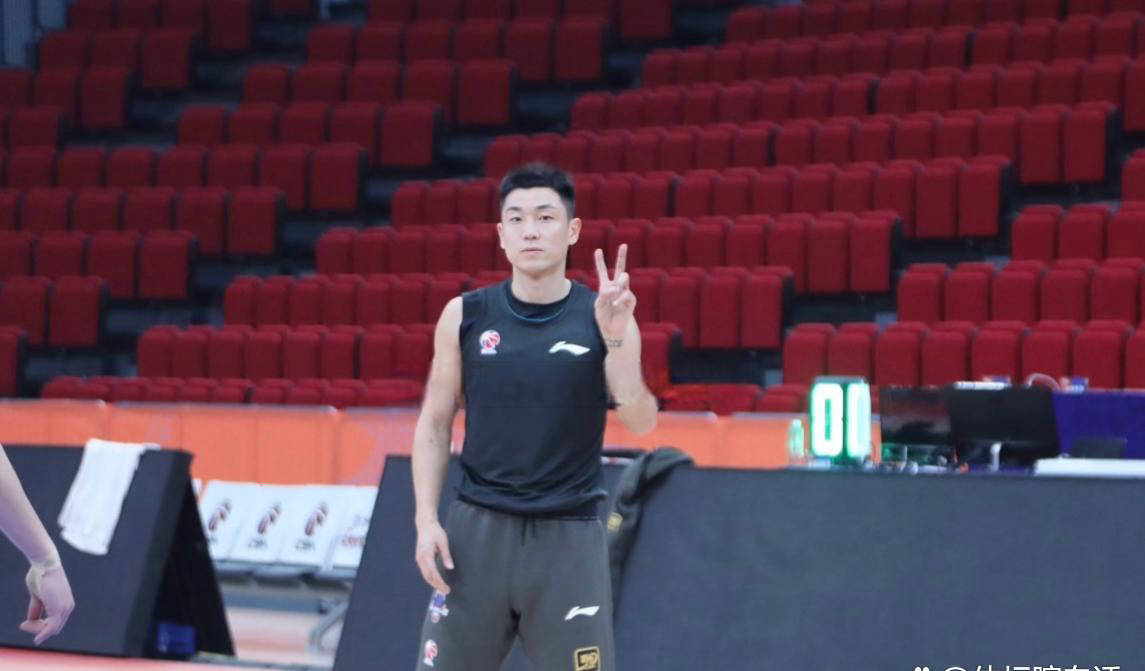 包含赛地聚焦：葡超转会期热度飙升，辽宁本钢复出首秀，气氛紧张，阵容厚度经受考验的词条-乐鱼官方入口